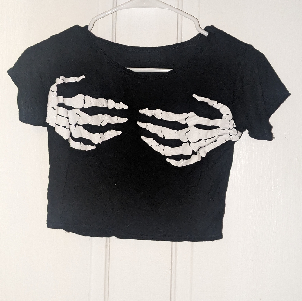 Black crop top